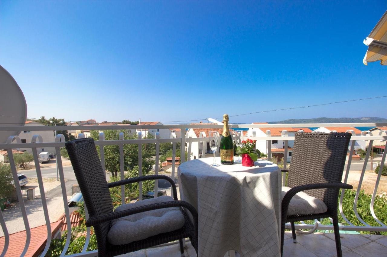 Dalmati House Hotel Brodarica  Exterior photo